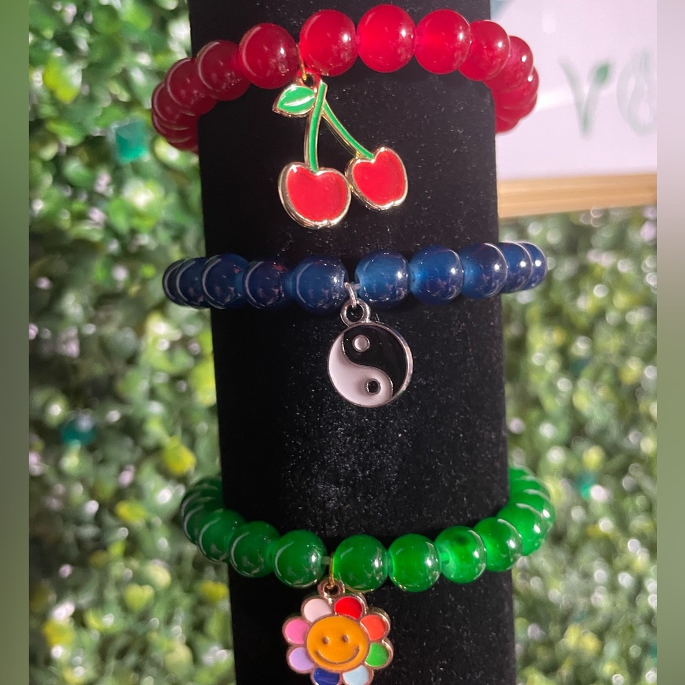Beaded bracelet set